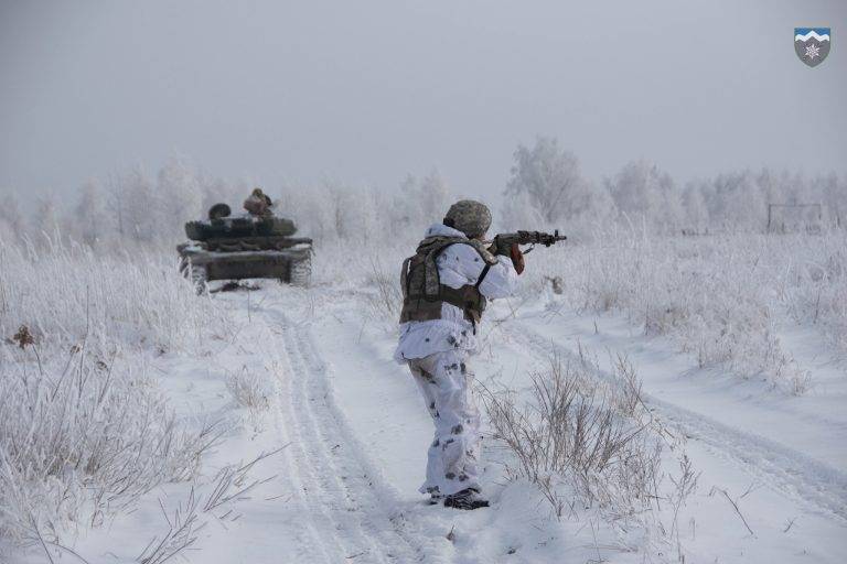 Упродовж минулої доби ворог втратив понад 500 орків та 61 крилату ракету