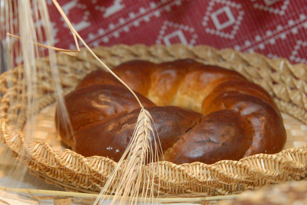 Пампушки, колачі та пляцки: святкова західноукраїнська випічка на Різдво