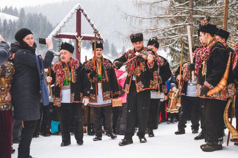 Громада Криворівні хоче повністю перейти на григоріанський календар