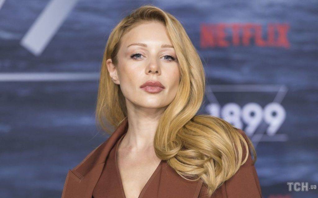 Тіна Кароль довела до мурах виконанням нової версії "Щедрика" про екоцид в Україні