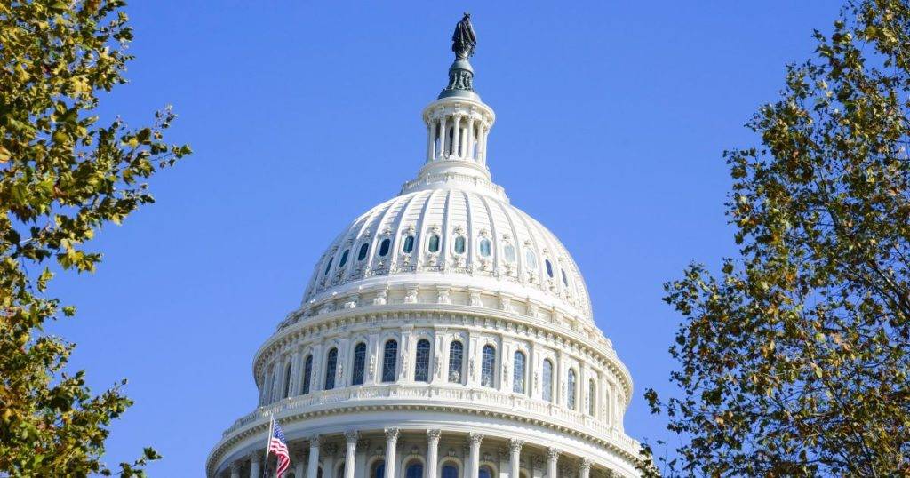 США розглядають можливість надати Україні касетні боєприпаси — CNN