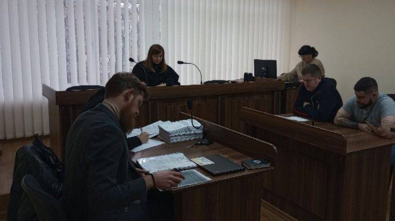 Суд допитав двох потерпілих у справі псевдоволонтера з Калуша