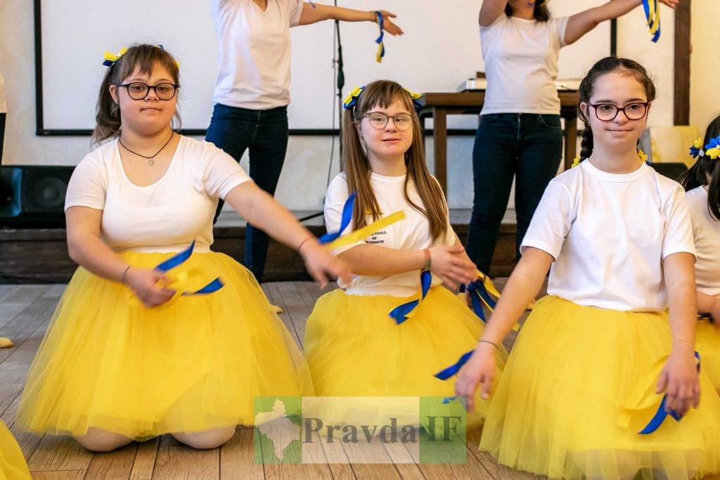 У Франківську відбувся фестиваль творчості для дітей і молоді "Повір у себе"