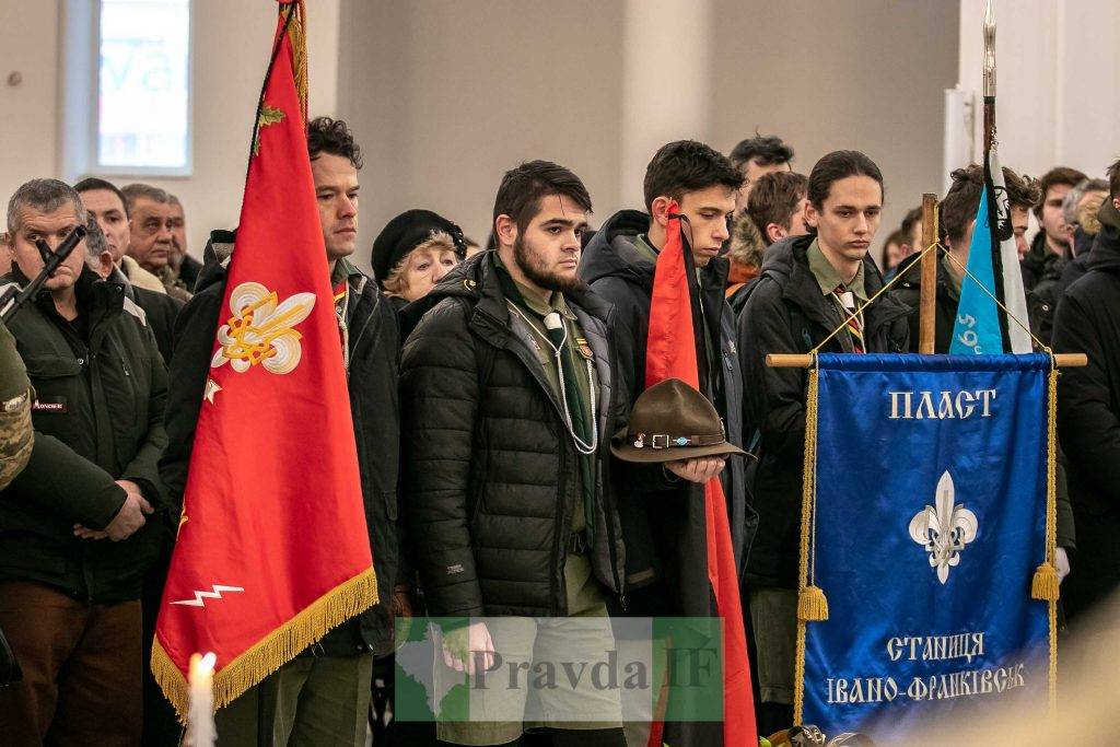 Прощання з Назарієм Лугарєвим,Прощальна Служба Божа за Назарієм Лугарєвим,прощання з Назаром Лугарєвом у Франківську