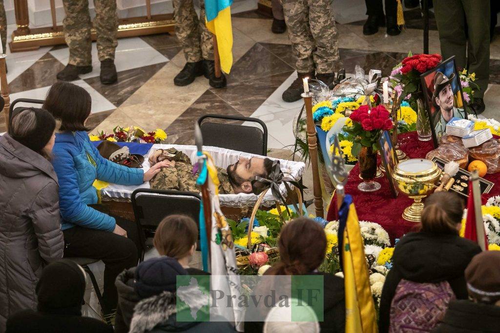 Прощання з Назарієм Лугарєвим,Прощальна Служба Божа за Назарієм Лугарєвим,прощання з Назаром Лугарєвом у Франківську