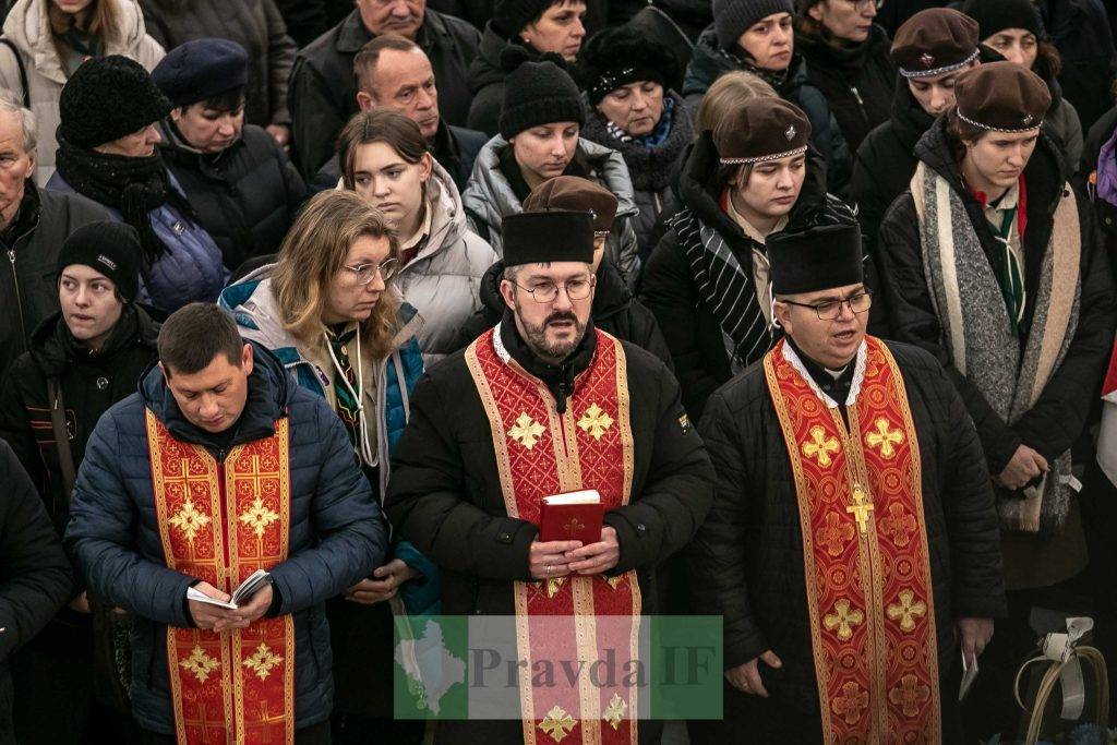 Прощання з Назарієм Лугарєвим,Прощальна Служба Божа за Назарієм Лугарєвим,прощання з Назаром Лугарєвом у Франківську