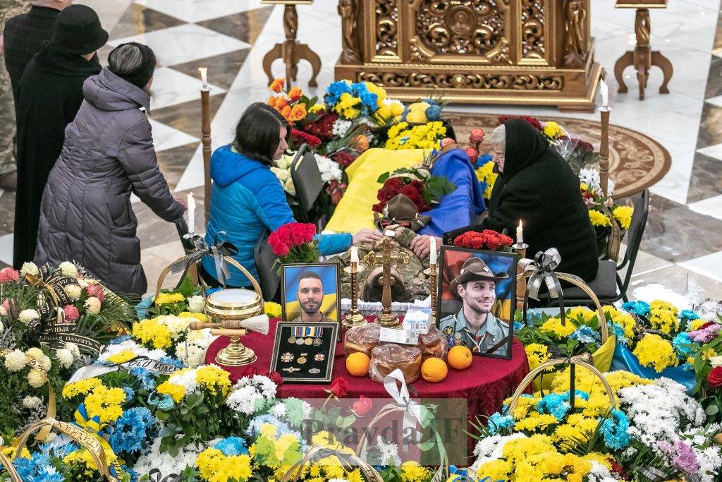 Прощання з Назарієм Лугарєвим,Прощальна Служба Божа за Назарієм Лугарєвим,прощання з Назаром Лугарєвом у Франківську