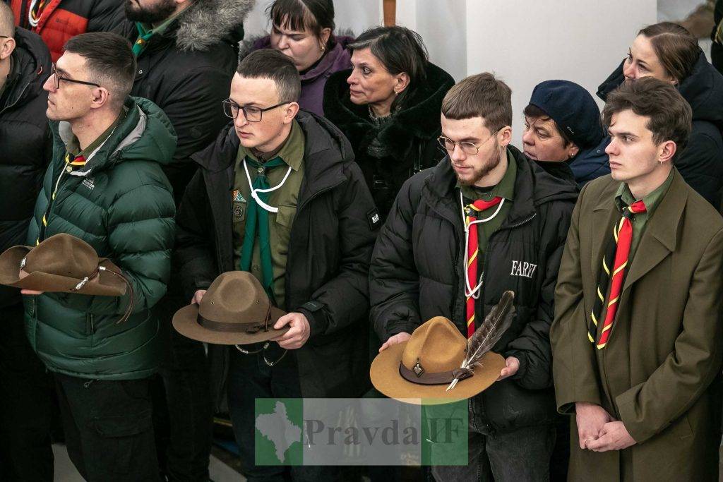 Прощання з Назарієм Лугарєвим,Прощальна Служба Божа за Назарієм Лугарєвим,прощання з Назаром Лугарєвом у Франківську
