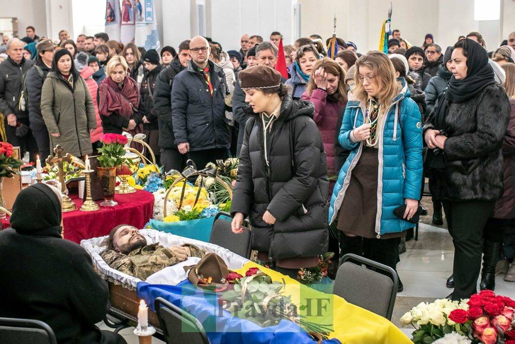 Прощання з Назарієм Лугарєвим,Прощальна Служба Божа за Назарієм Лугарєвим,прощання з Назаром Лугарєвом у Франківську