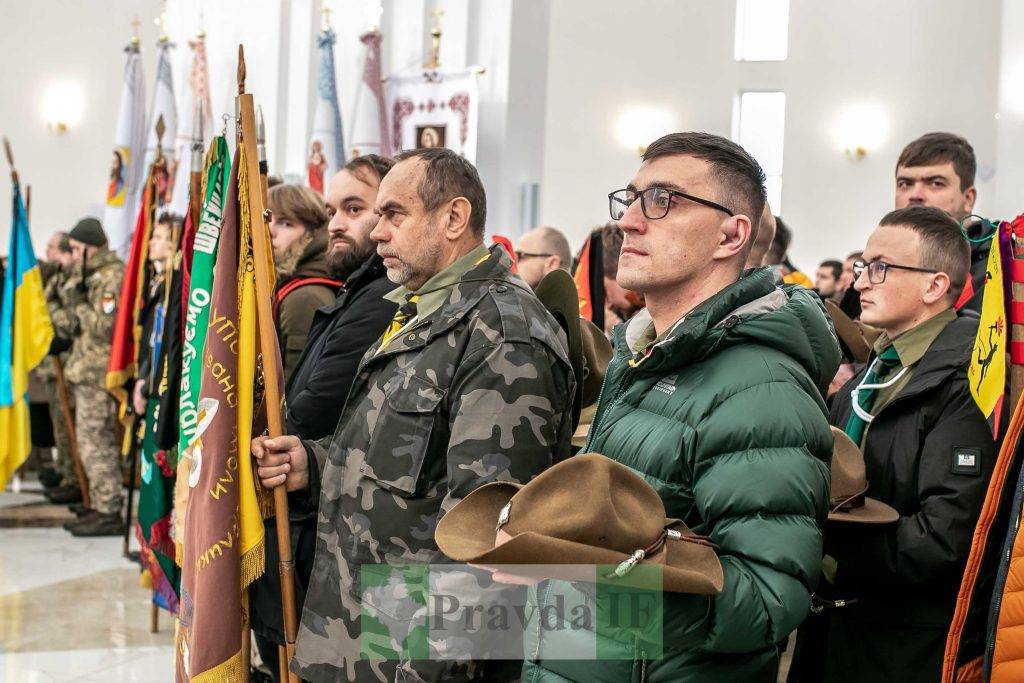 Прощання з Назарієм Лугарєвим,Прощальна Служба Божа за Назарієм Лугарєвим,прощання з Назаром Лугарєвом у Франківську