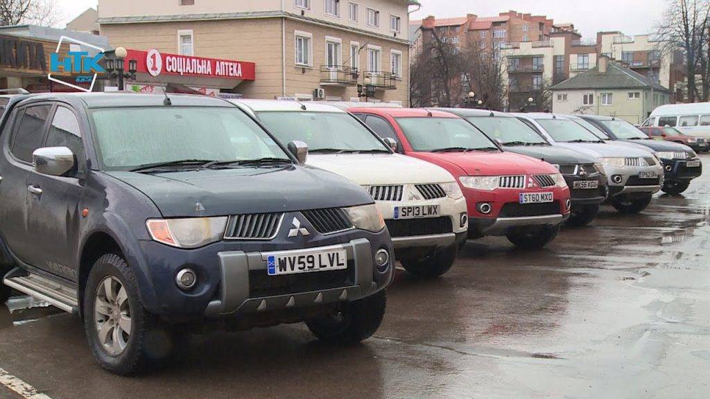 Іноземні волонтери,автомобілі для зсу,позашляховики коломия