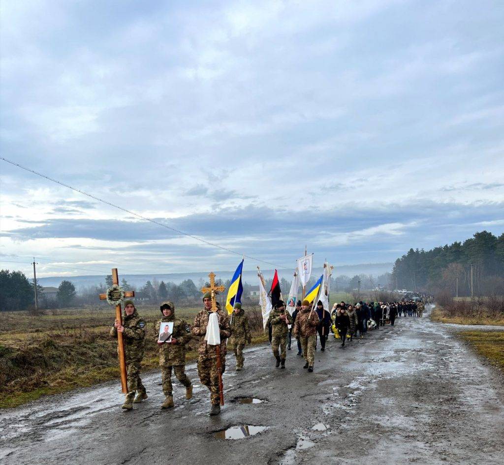 На Прикарпатті попрощалися з полеглим Героєм Володимиром Недільським