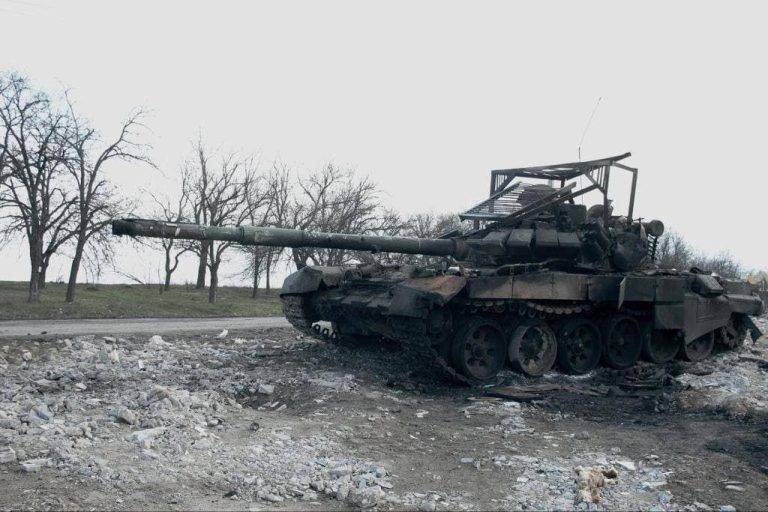 ЗСУ за добу “відкобзонили” майже півтисячі окупантів та знищили 10 ворожих танків