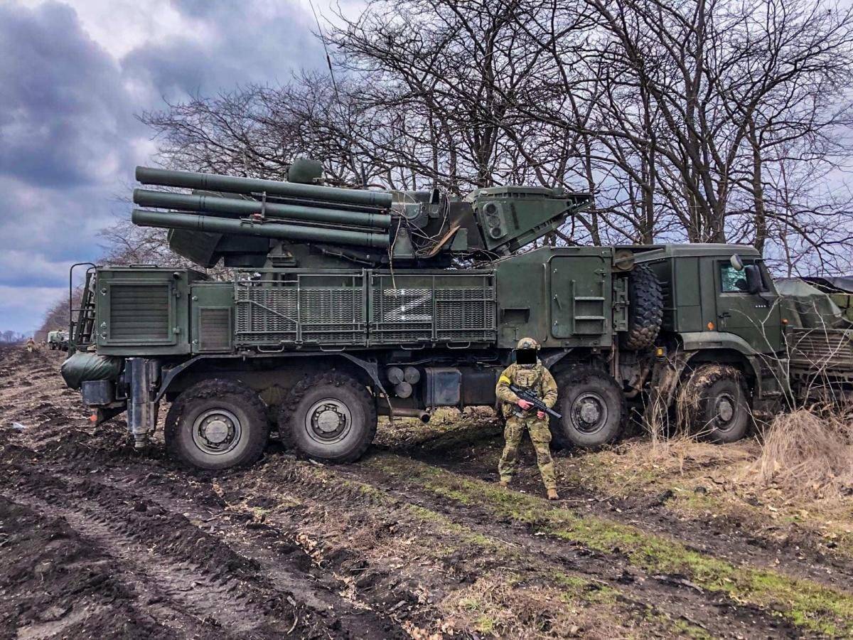 За минулу добу окупанти втратили понад 400 орків, гелікоптер та коштовний засіб ППО