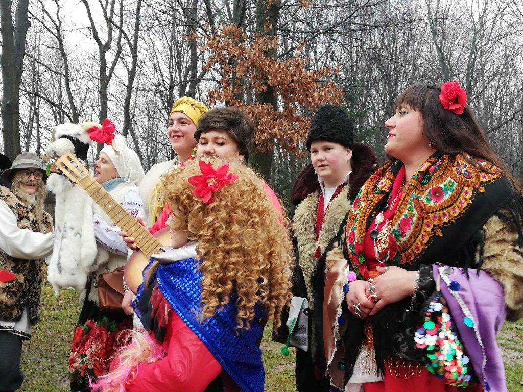 в Крилосі ходила Маланка,Музей етнографії,маланка в крилосі