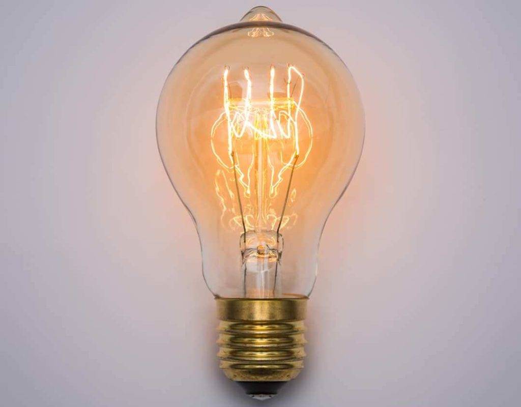 Стало відомо, чому на Прикарпатті на Новий рік світло було весь день