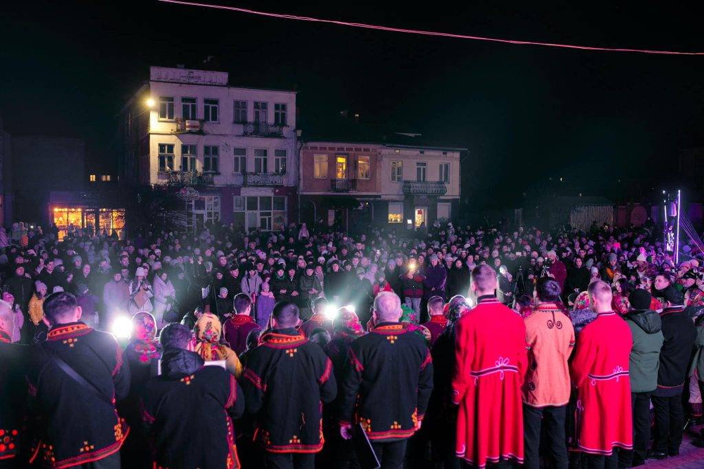 В Калуші під “Дзвони Перемоги” одружився захисник України