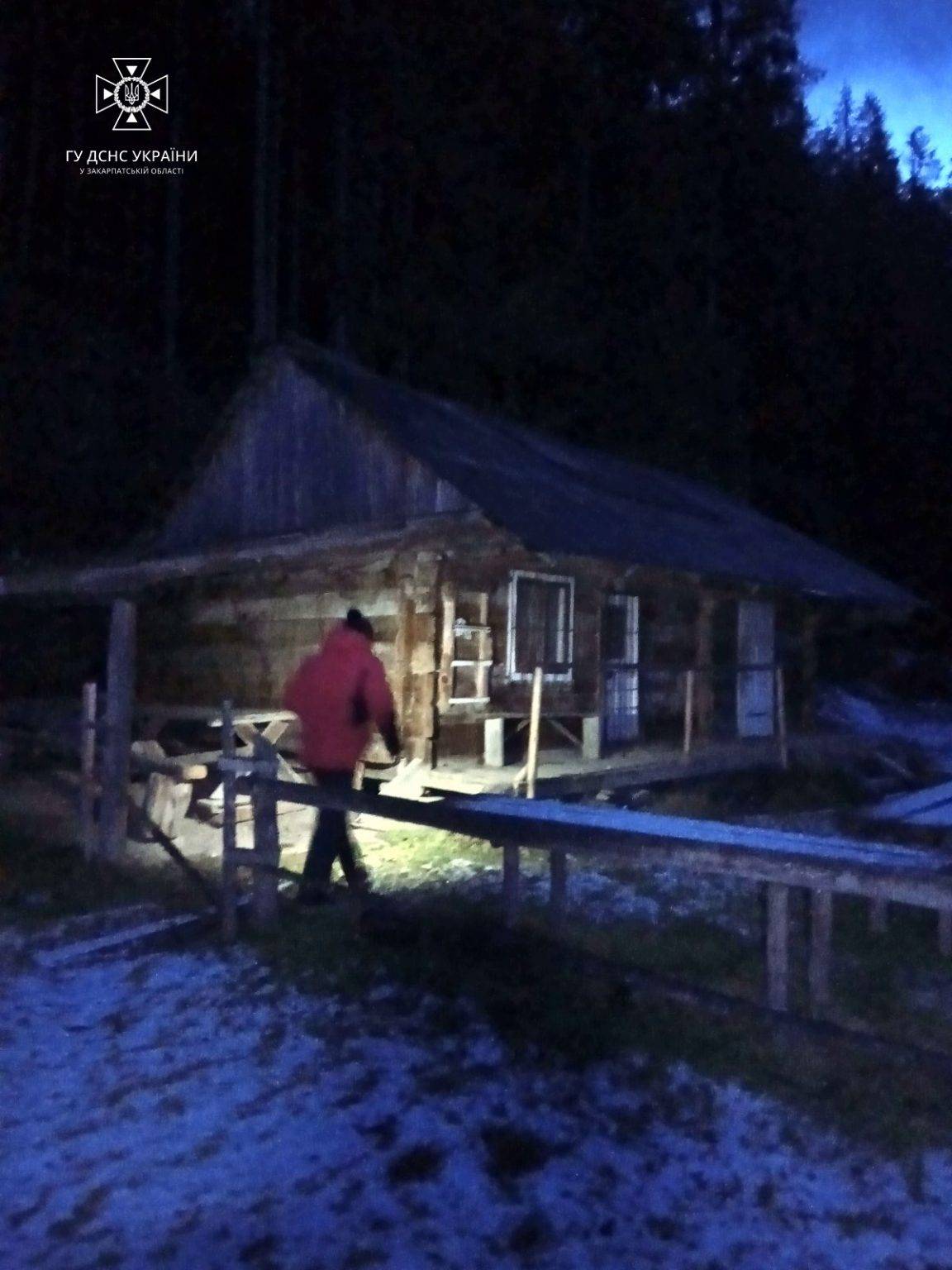 Під час сходження на Говерлу заблукав турист з Києва