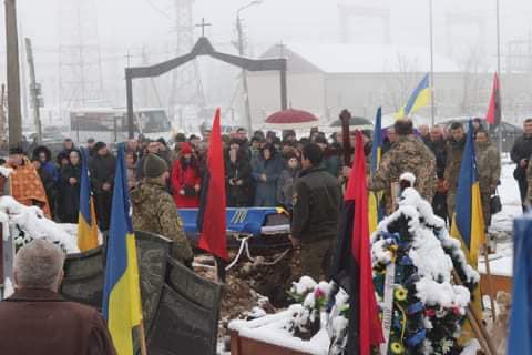 На Калущині попрощалися з бійцем Миколою Кавою,прикарпатець загинув на війні,війна в україні