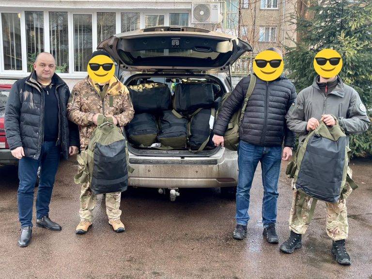 Руслан Савчук передав тактичні рюкзаки для полку спецпризначення "САФАРІ"