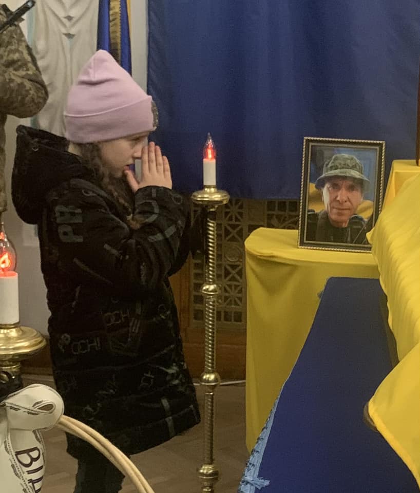 На Калущині попрощалися з бійцем Миколою Кавою,прикарпатець загинув на війні,війна в україні