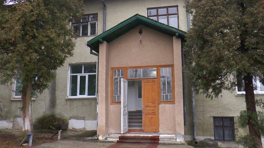 На Прикарпатті в колишній лікарні облаштували шелтер для переселенців