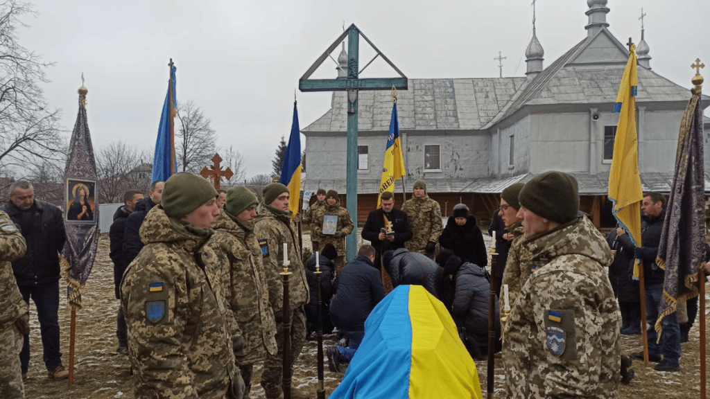 На Коломийщині провели в останню дорогу Героя Володимира Кобилянського