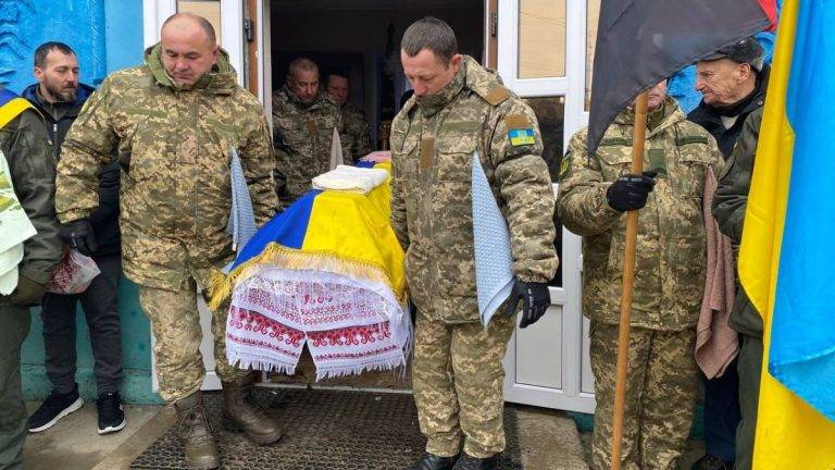 Городенківщина провела в останню путь бійця Степана Візінського