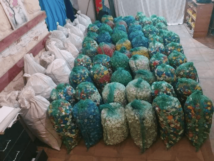 Франківські екоактивісти переробили півтори тонни пластикових кришичок
