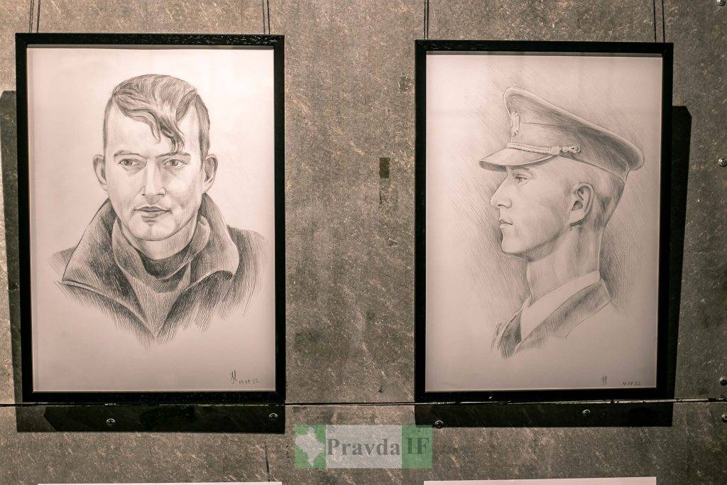 виставка портретів полеглих військових,Виставка портретів Звитяжці,Письменник Богдан Томенчук