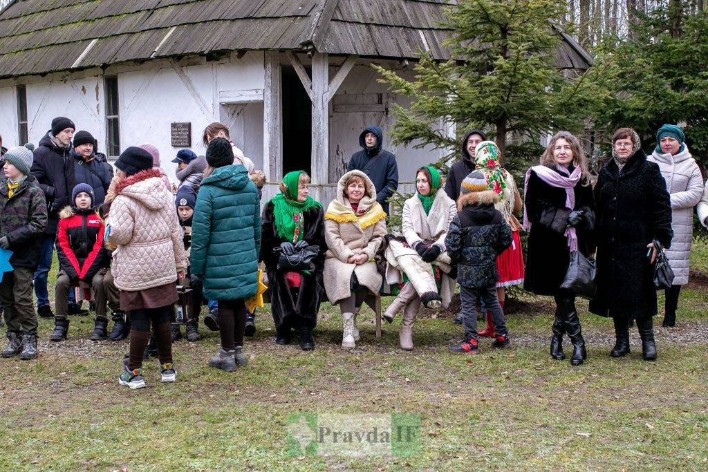 Вертепи та колядки: у заповіднику "Давній Галич" відсвяткували Різдво