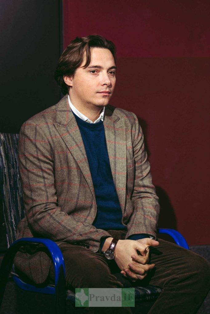 Андрій Любка презентував у Франківську книгу,Письменник Андрій Любка у Франківську,Книга Щось зі мною не так