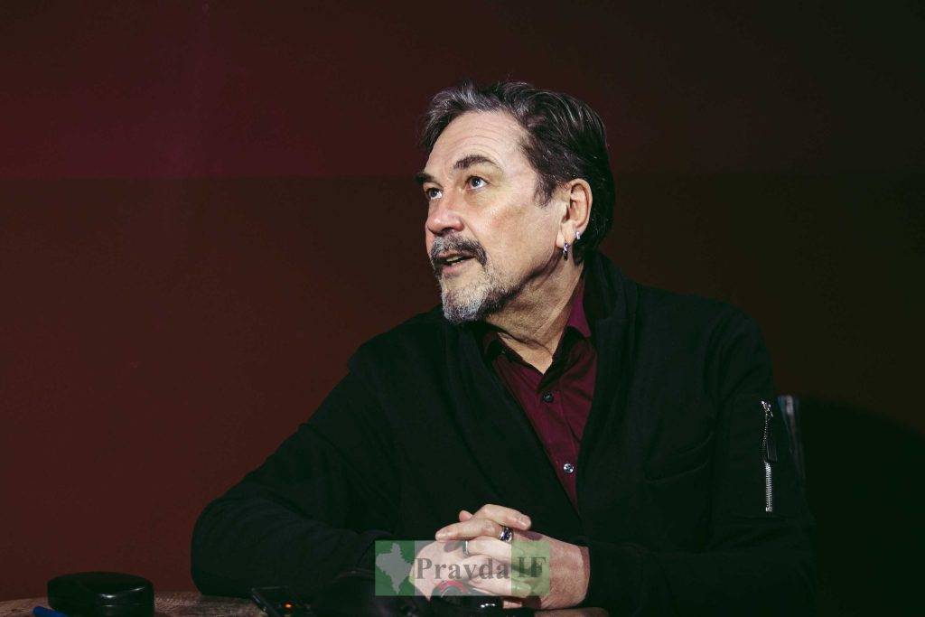 Андрій Любка презентував у Франківську книгу,Письменник Андрій Любка у Франківську,Книга Щось зі мною не так