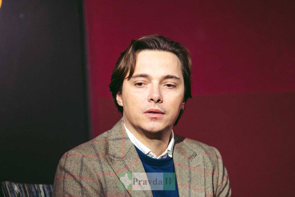 Андрій Любка презентував у Франківську книгу,Письменник Андрій Любка у Франківську,Книга Щось зі мною не так