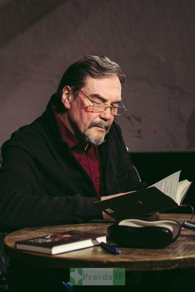Андрій Любка презентував у Франківську книгу,Письменник Андрій Любка у Франківську,Книга Щось зі мною не так