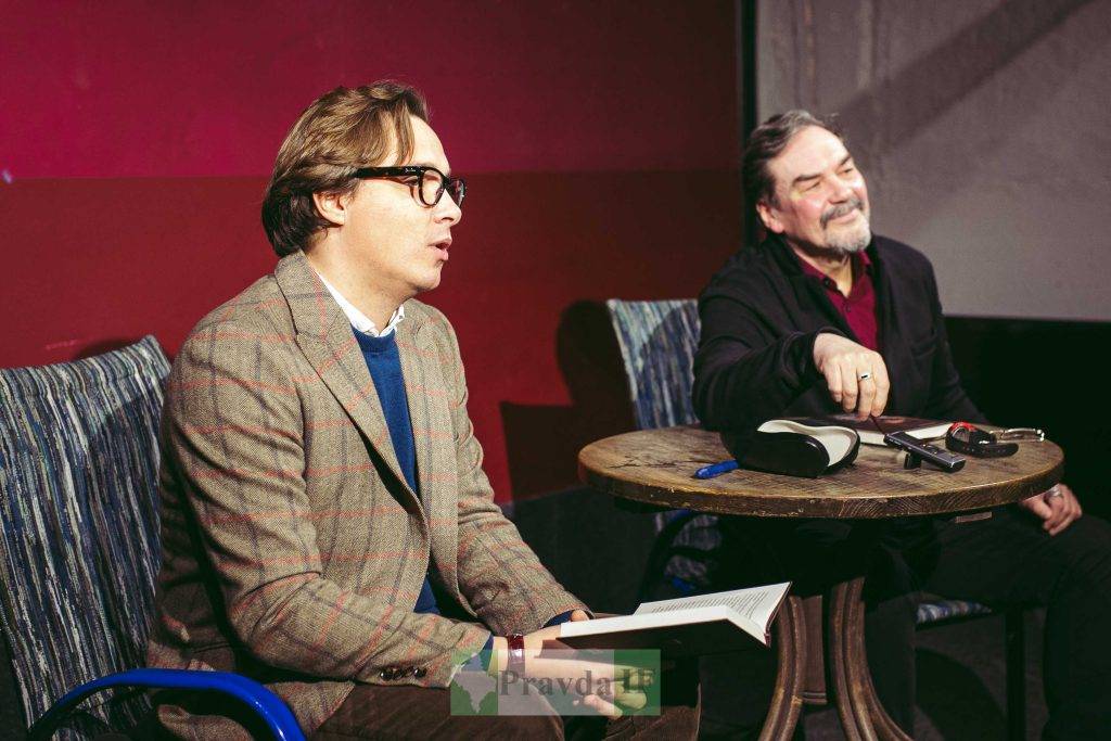 Андрій Любка презентував у Франківську книгу,Письменник Андрій Любка у Франківську,Книга Щось зі мною не так