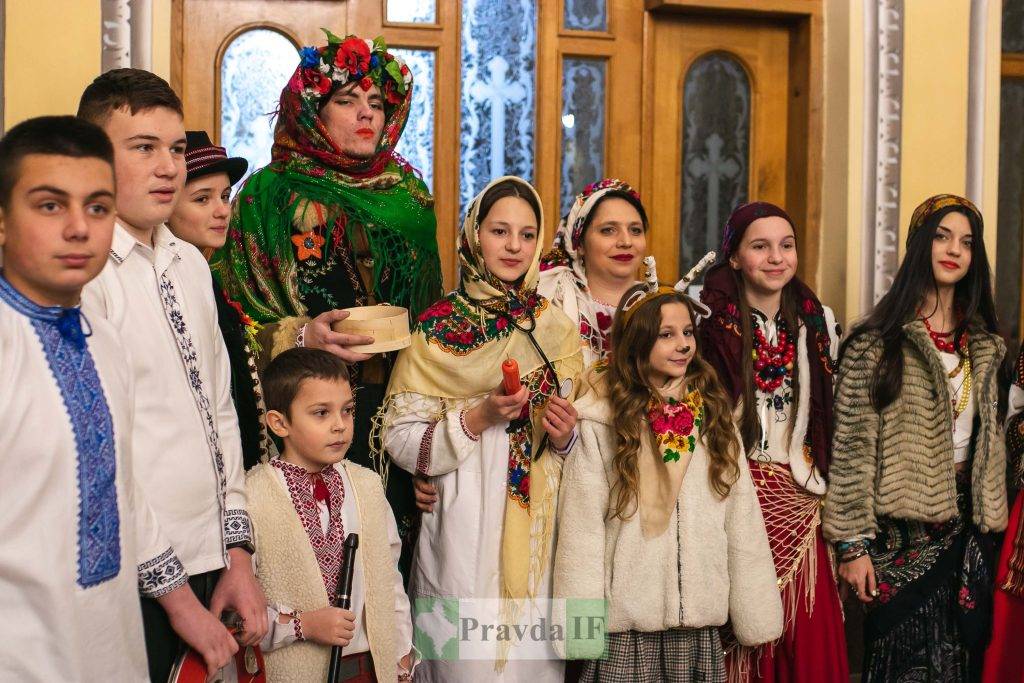 колядували для військових,Коляда на Майзлях для військових,фестиваль коляда на майзлях