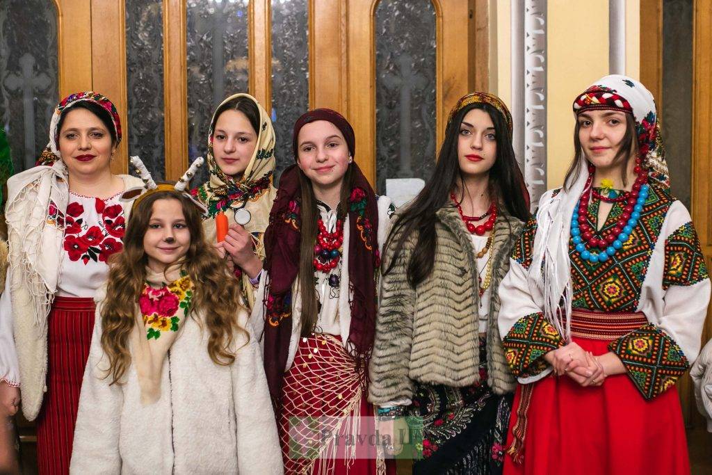 колядували для військових,Коляда на Майзлях для військових,фестиваль коляда на майзлях