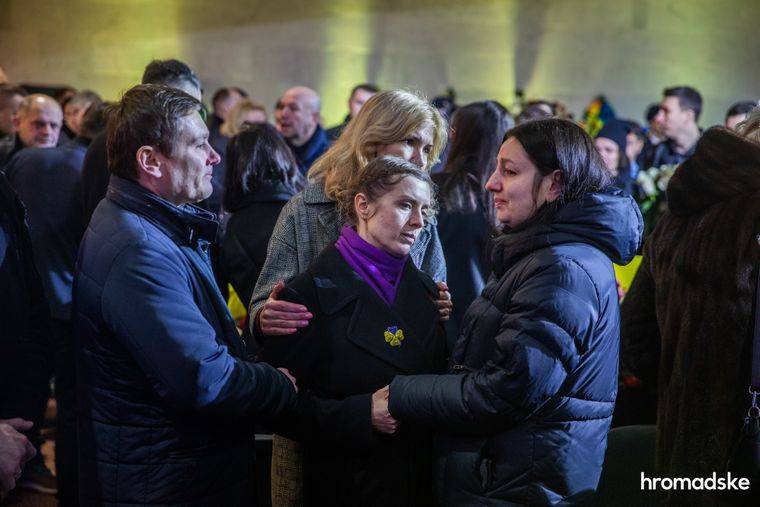 У Києві попрощалися з керівниками та працівниками МВС, які загинули в авіакатастрофі у Броварах