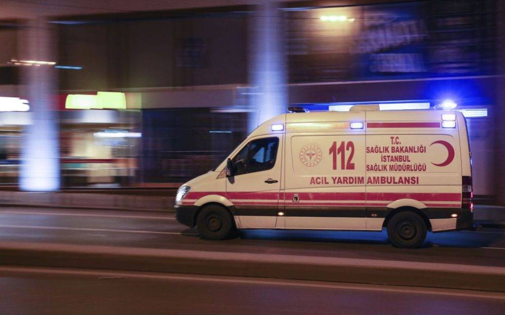 Кількість жертв внаслідок землетрусу у Туреччині та Сирії вже перевищила 8,7 тисяч осіб