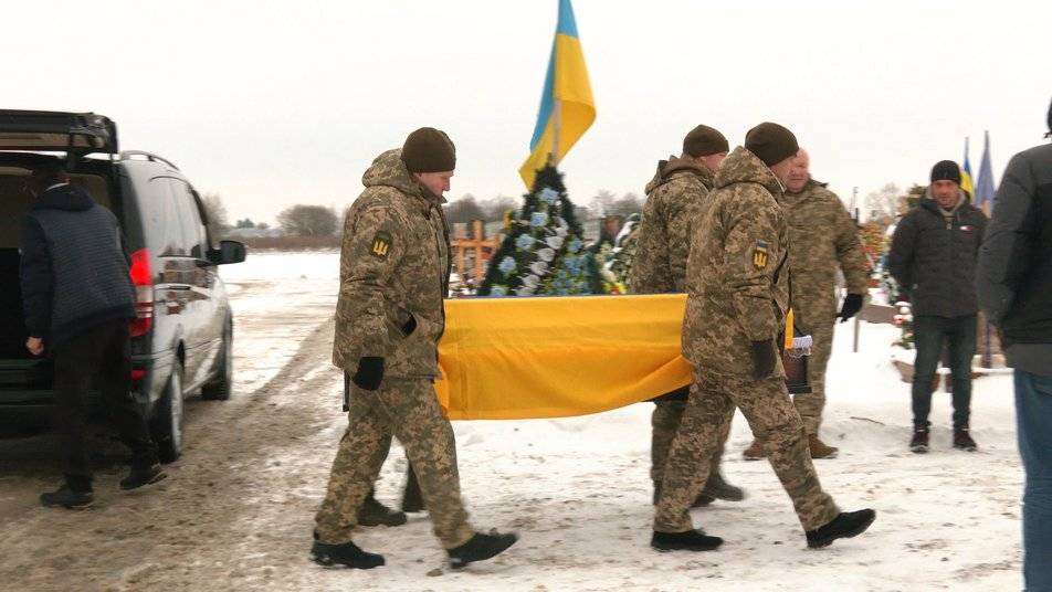 У Франківську попрощалися із військовослужбовцем Андрієм Гулем