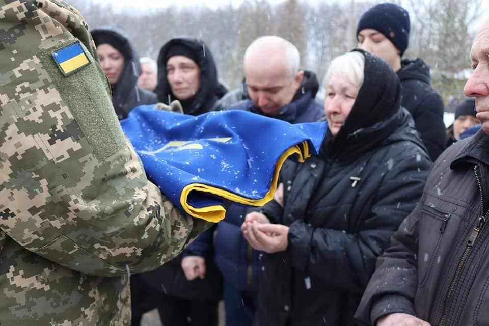 Калуська громада провела в останню путь Героя Юрія Мельничука