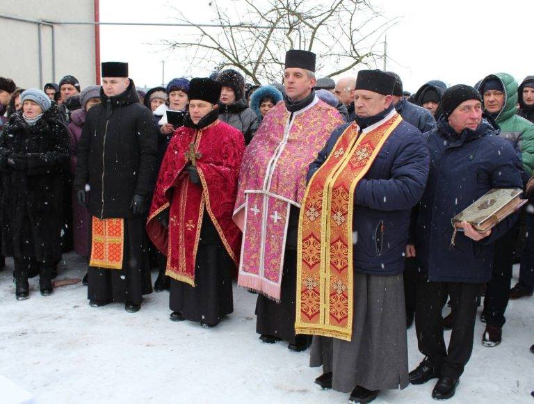 У Тисменицькій громаді попрощалися зі старостою Нових Кривотул