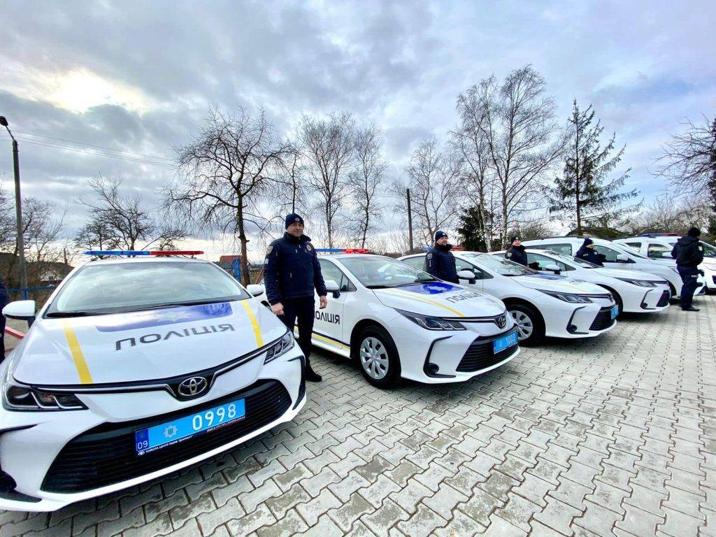 Поліцейські Прикарпаття отримали нові службові автомобілі