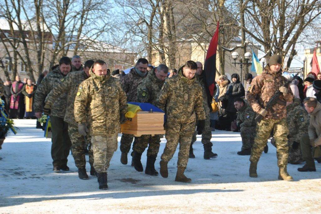 В Рогатині попрощалися із загиблим військовим Богданом Романчуком