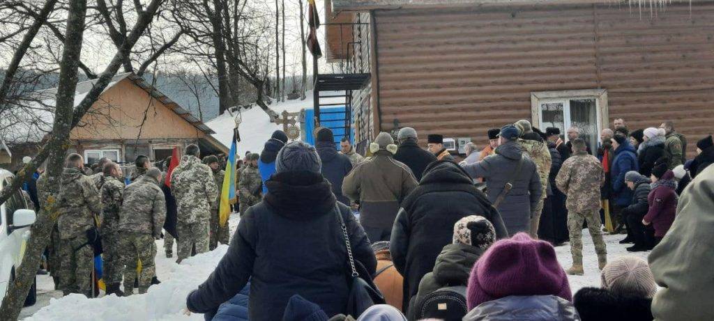 Яремчанська громада попрощалася з Героєм Артемом Бойком,прикарпатець загинув на війні,війна в україні