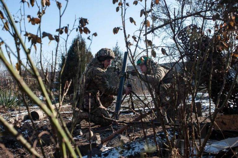 Майже 800 орків та 16 танків втратили окупанти за минулу добу