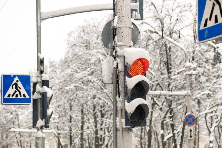 У Калуші 5 світлофорів працюватимуть постійно