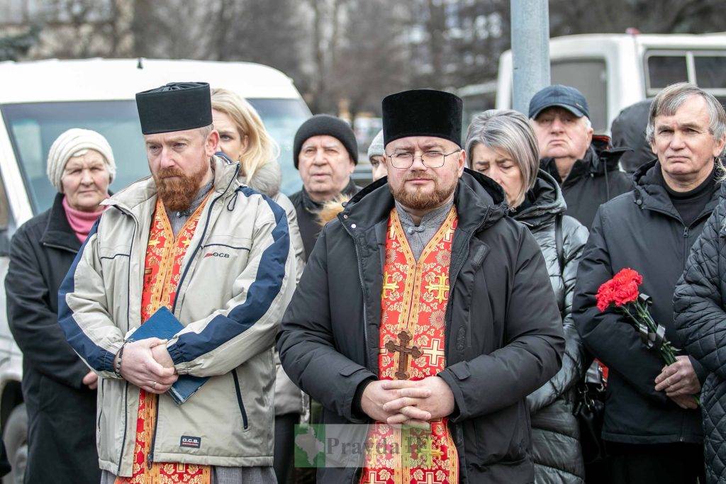 У Франківську відкрили пам'ятну дошку Герою Олегу Вязовченку