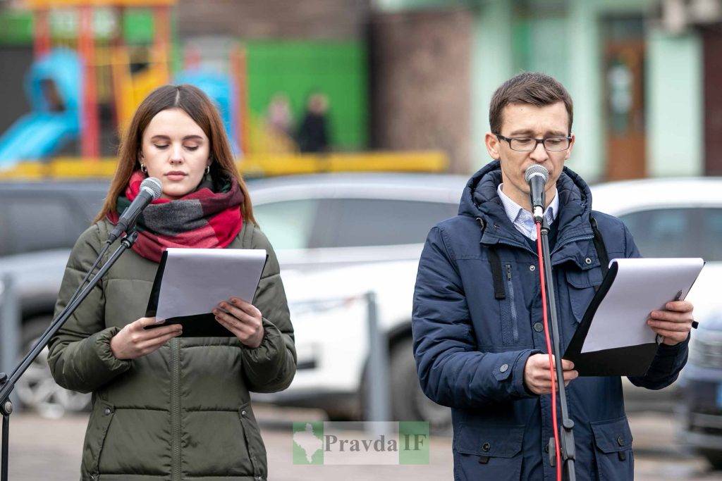 У Франківську відкрили пам'ятну дошку Герою Олегу Вязовченку